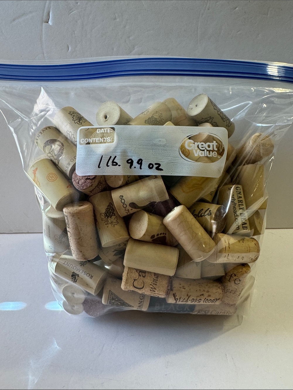 Bag of Mixed Wine Corks - Natural Cork Tones gallon bag 1lb 9.9oz